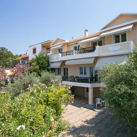 Elvetia Apartment Potos