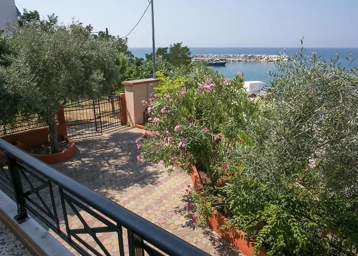 Elvetia Apartament Potos